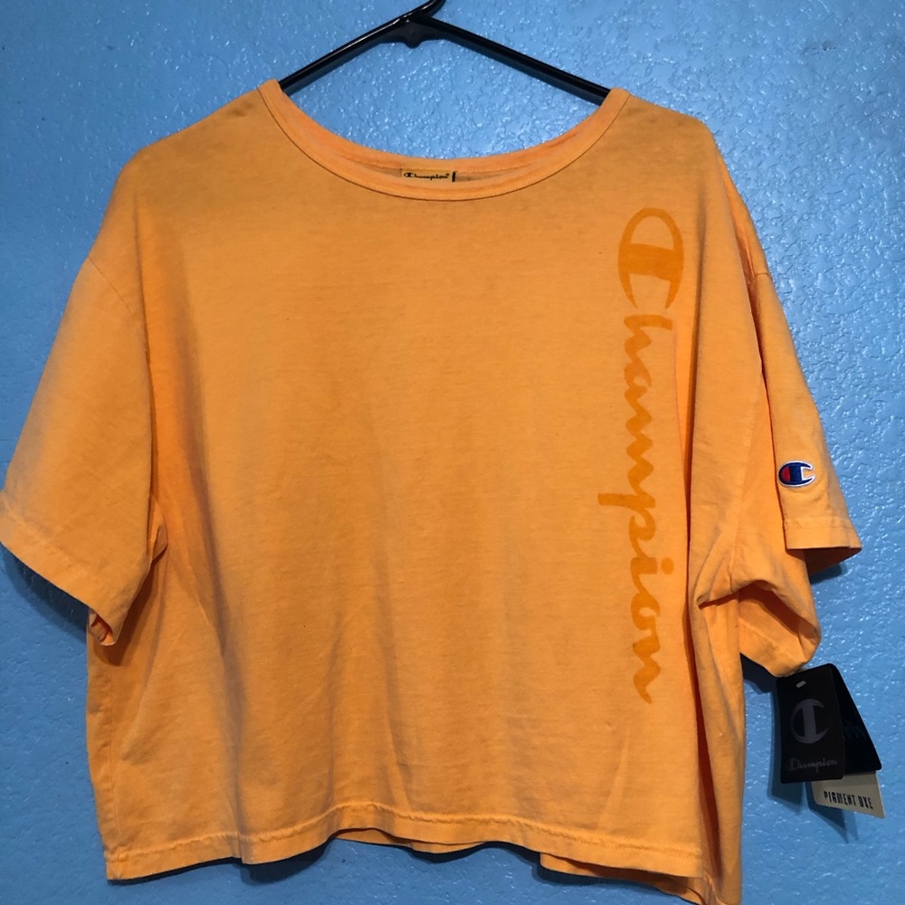 Champion T-shirt